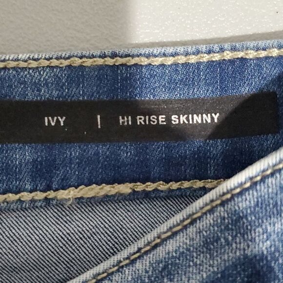 buffalo 28x29 new with tags high rise skinny jeans - Picture 5 of 7